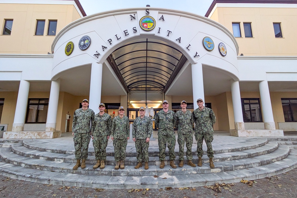 Deputy Commander, Military Sealift Command Visits Naples Based Area Command