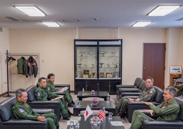 JMSDF Fleet Air Force, U.S. Navy’s Task Force 70 sign memorandum to increase bilateral electronic attack capability