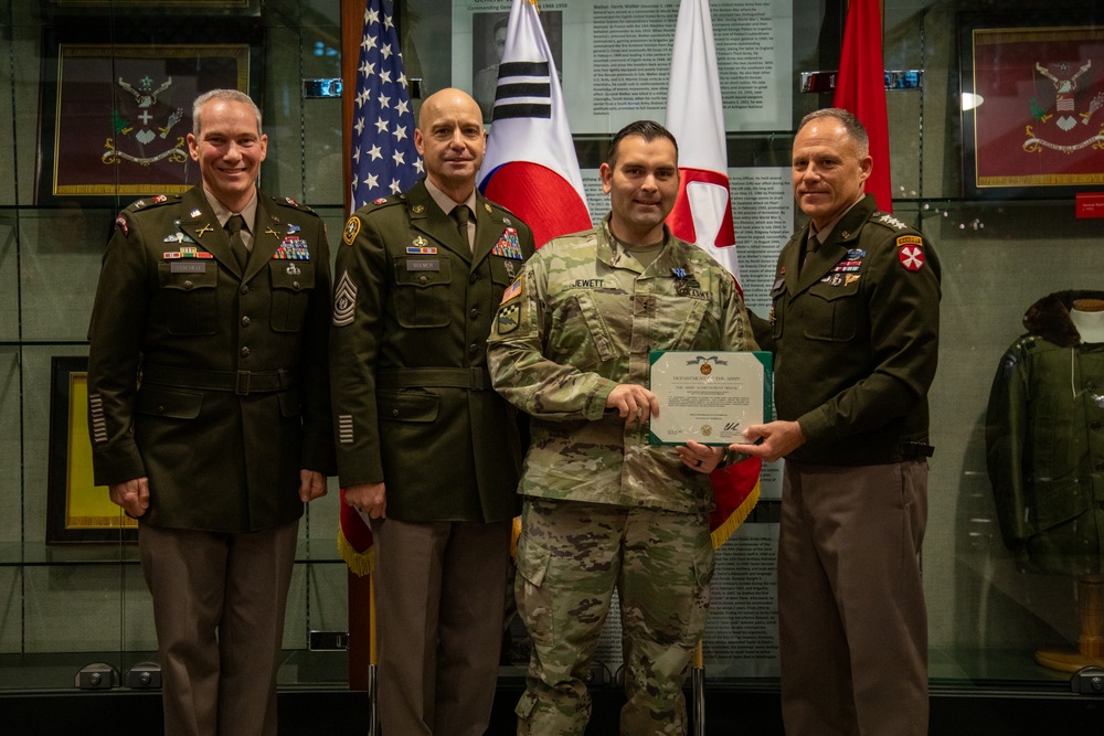 General Douglas MacArthur Leadership Award Ceremony