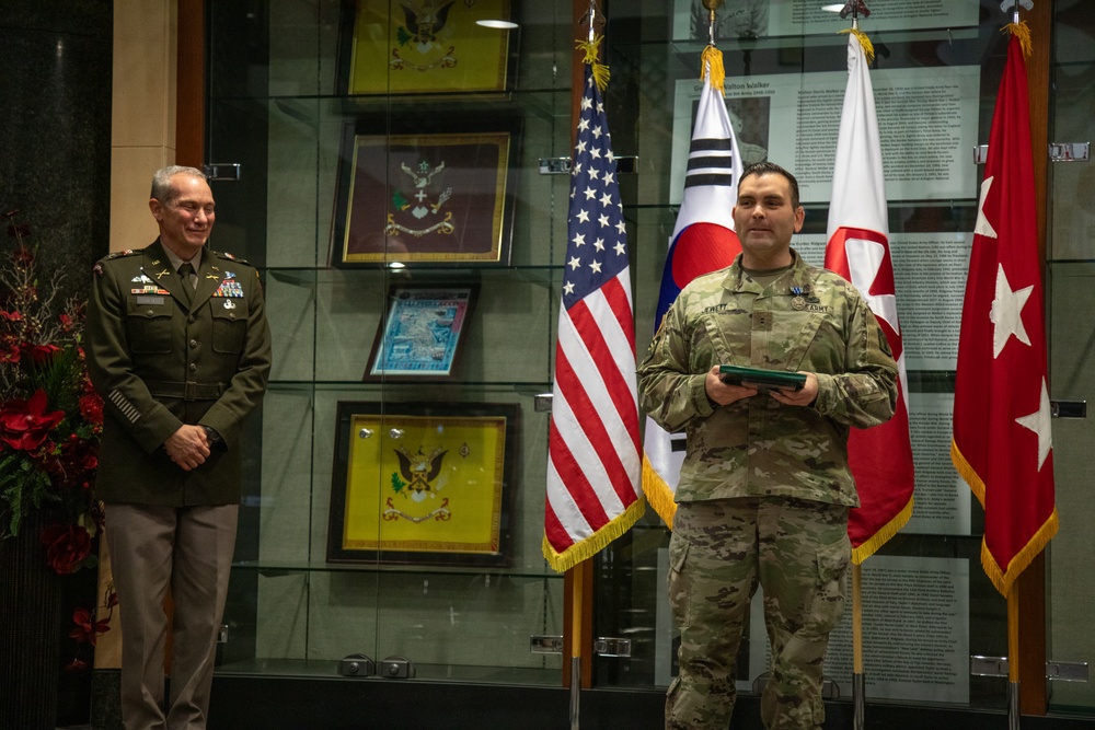General Douglas MacArthur Leadership Award Ceremony
