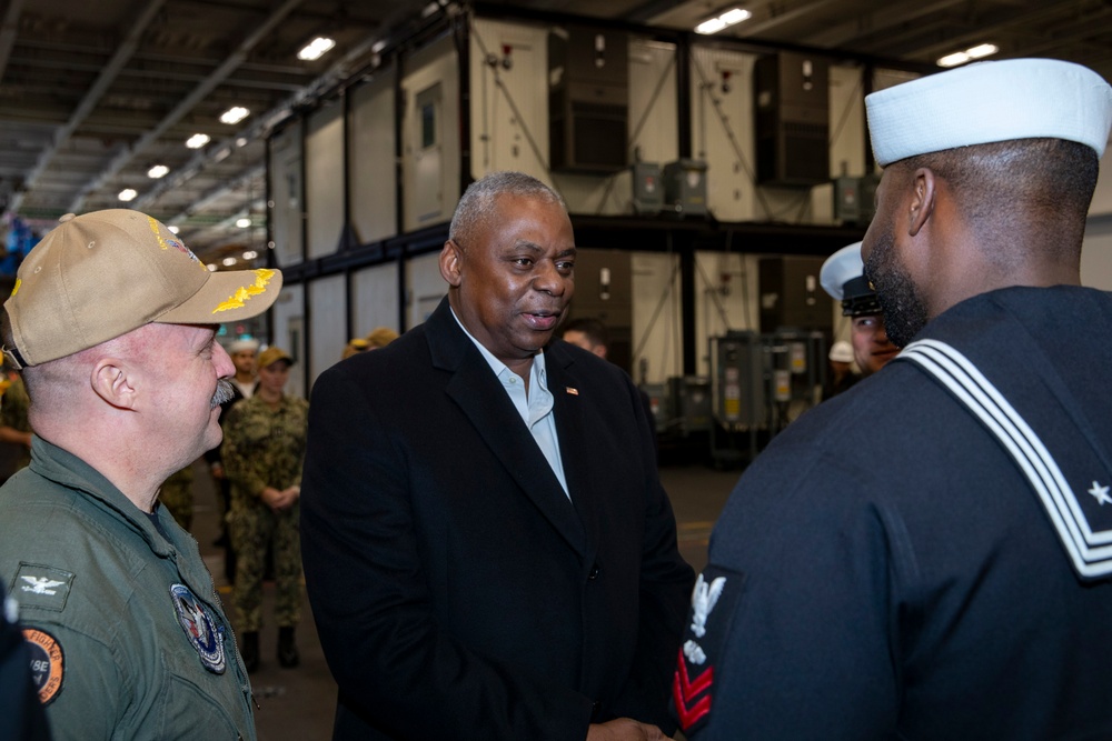 Secretary of Defense visits USS George Washington