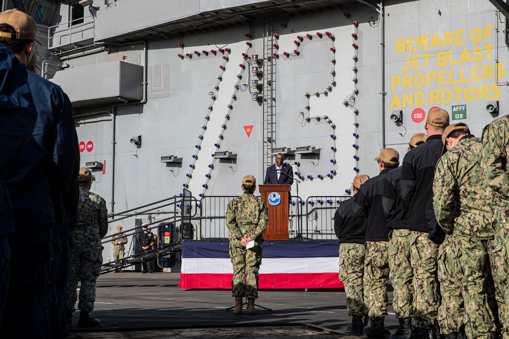 Secretary of Defense visits USS George Washington