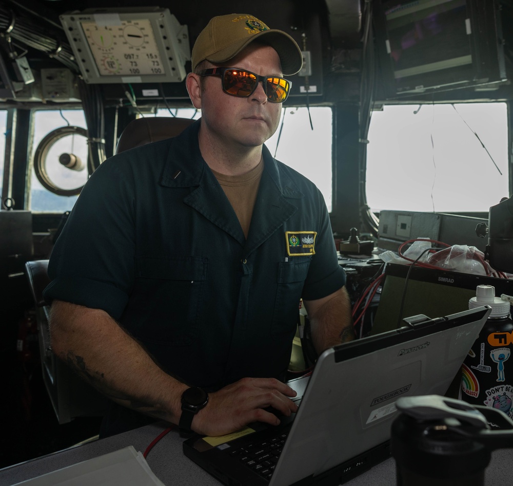 Lt. j.g. Josh Cupps Records Ship To Ship Communications