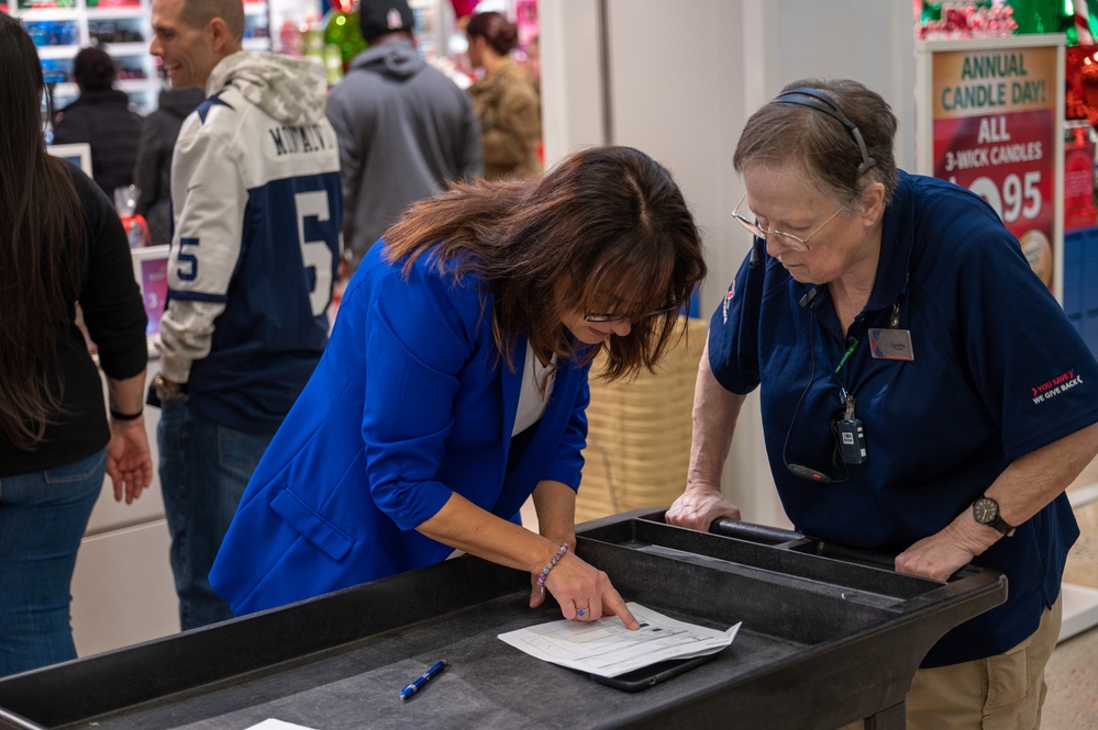 Andrews Exchange celebrates Bath &amp; Body Works grand opening