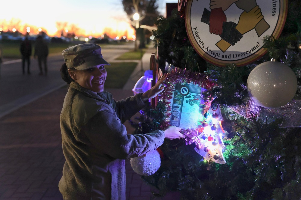 1 TSC Holiday Tree Lighting Ceremony