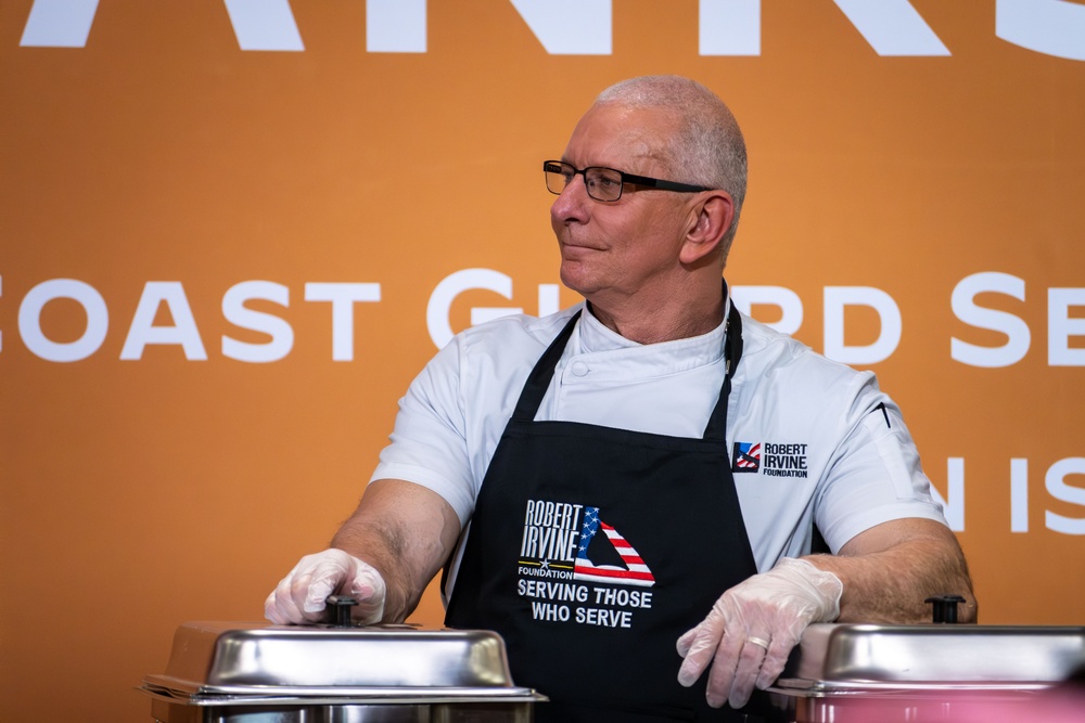 President and First Lady Join Coast Guard Sector New York for Friendsgiving Celebration