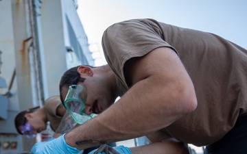 MK 38 Maintenance Aboard the USS Cole