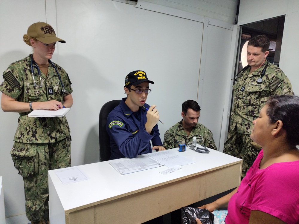 U.S. Navy Sailors Works Alongside Brazilian Counterparts in Riverine Humanitarian Mission