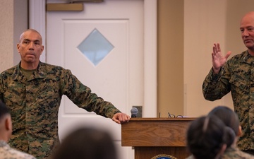 Sergeant Major of the Marine Corps visits Marine Corps Base Quantico for Single Parent Town Hall