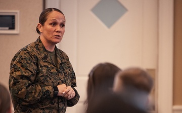 Sergeant Major of the Marine Corps visits Marine Corps Base Quantico for Single Parent Town Hall