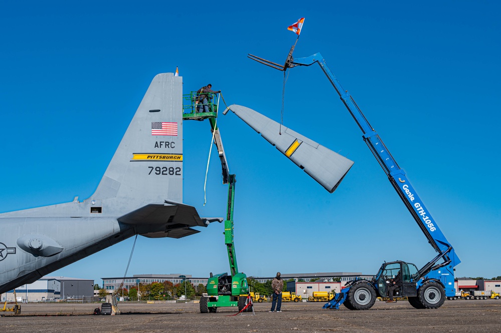 The Last Hercules: The 911th Airlift Wing bids farewell to final C-130H