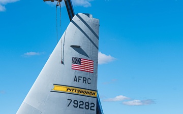 The Last Hercules: The 911th Airlift Wing bids farewell to final C-130H