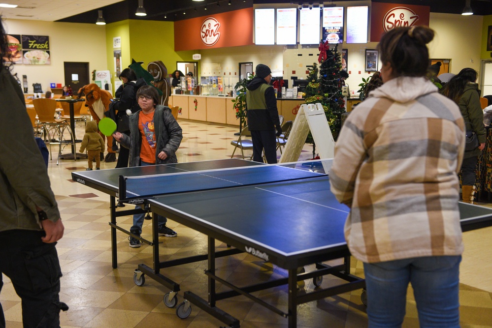 MWR Hosts Holiday Extravaganza