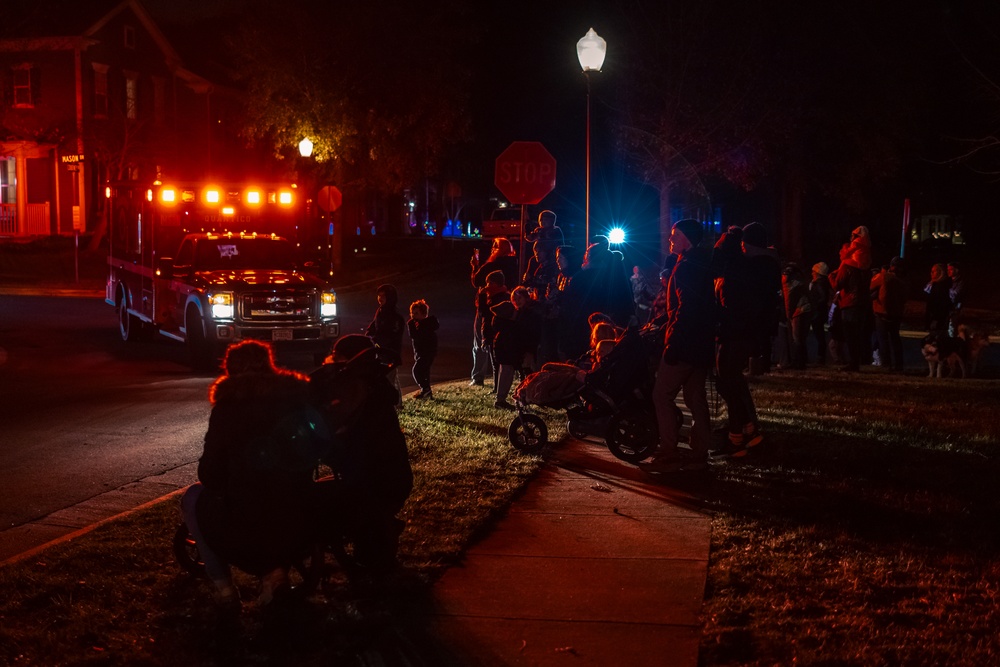 Santa brings cheer to residents of MCB Quantico neighborhoods