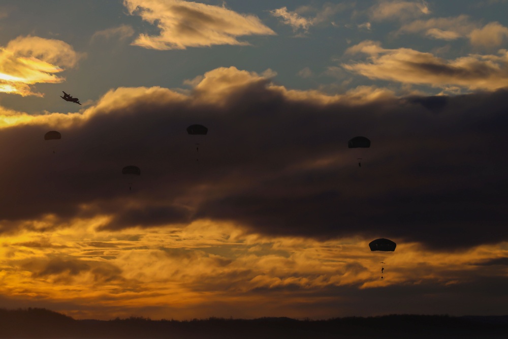 VMGR-153 supports Toys for Tots in Alaska