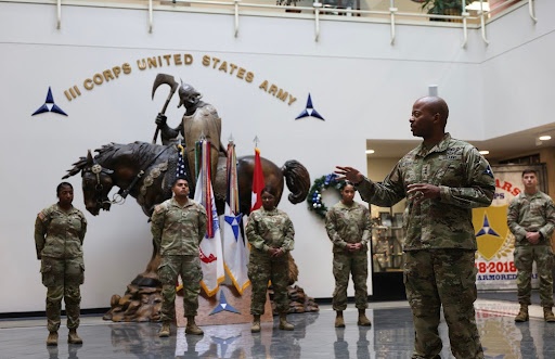 Lt. Gen. Admiral during award ceremony