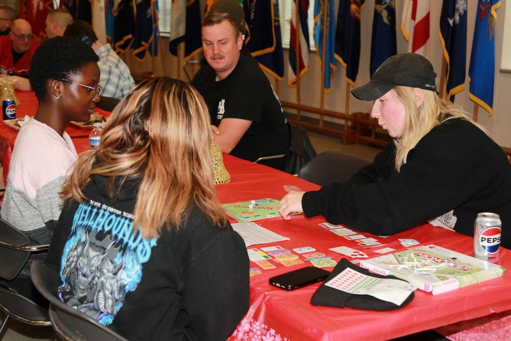 Soldiers and families enjoy holiday festivities