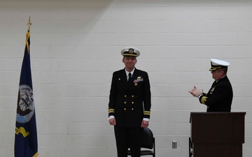 Navy Reserve Center Sioux Falls holds Change of Command Ceremony