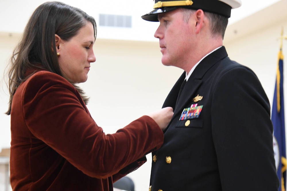 Navy Reserve Center Sioux Falls holds Change of Command Ceremony