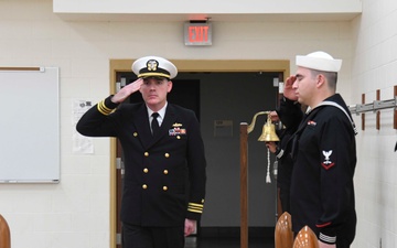 Navy Reserve Center Sioux Falls holds Change of Command Ceremony