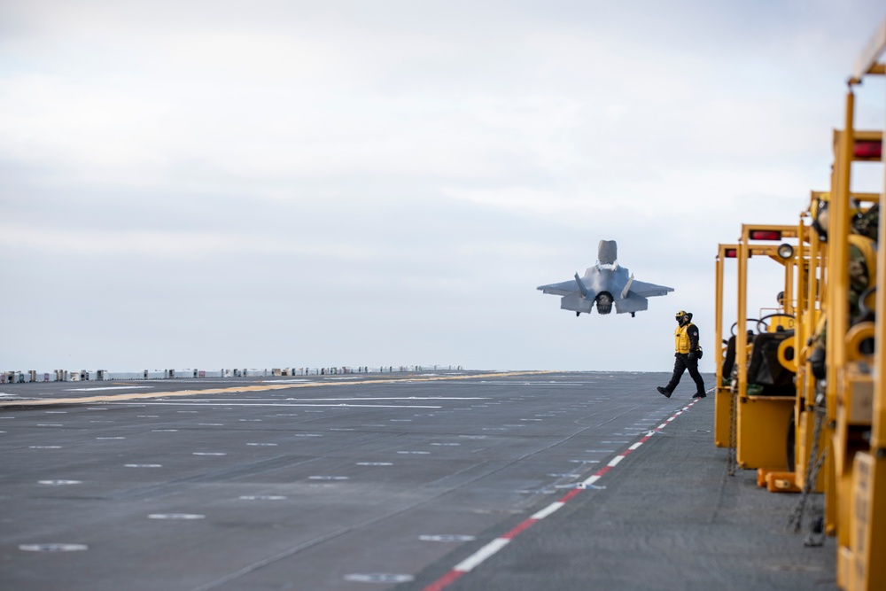 U.S. Sailors and Marines Perform Flight Operations During Steel Knight 24