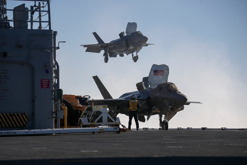 U.S. Sailors and Marines Perform Flight Operations During Steel Knight