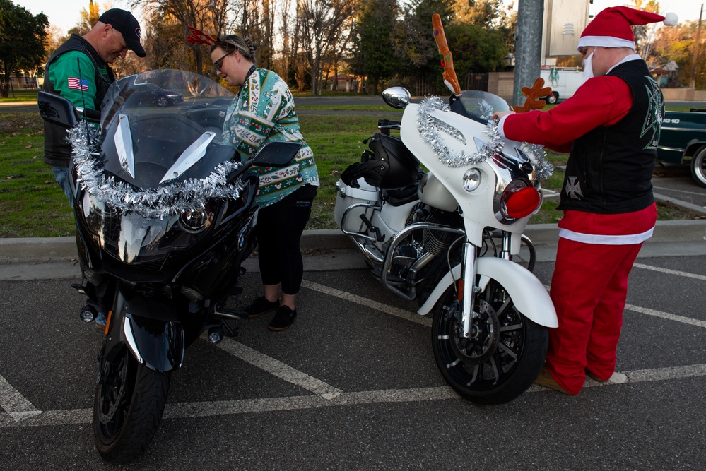 Travis AFB celebrates the holidays with parade and tree lighting ceremony