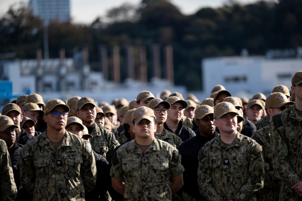 SD Visits USS George Washington (CVN 73)