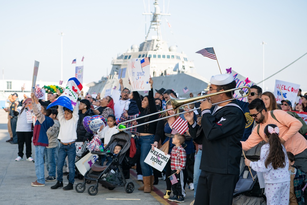 USS Green Bay Arrives in San Diego