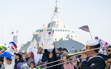 USS Green Bay Arrives in San Diego