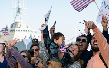 USS Green Bay Arrives in San Diego