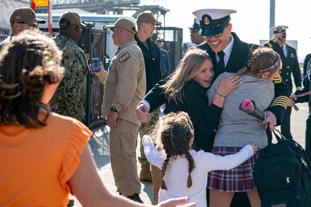 USS Green Bay Arrives in San Diego