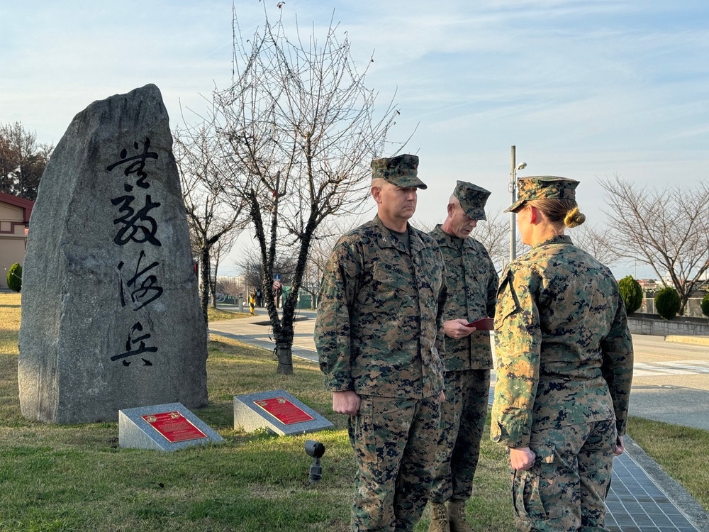 Gunnery Sgt. Rundell Receives the Navy and Marine Corps Commendation Medal