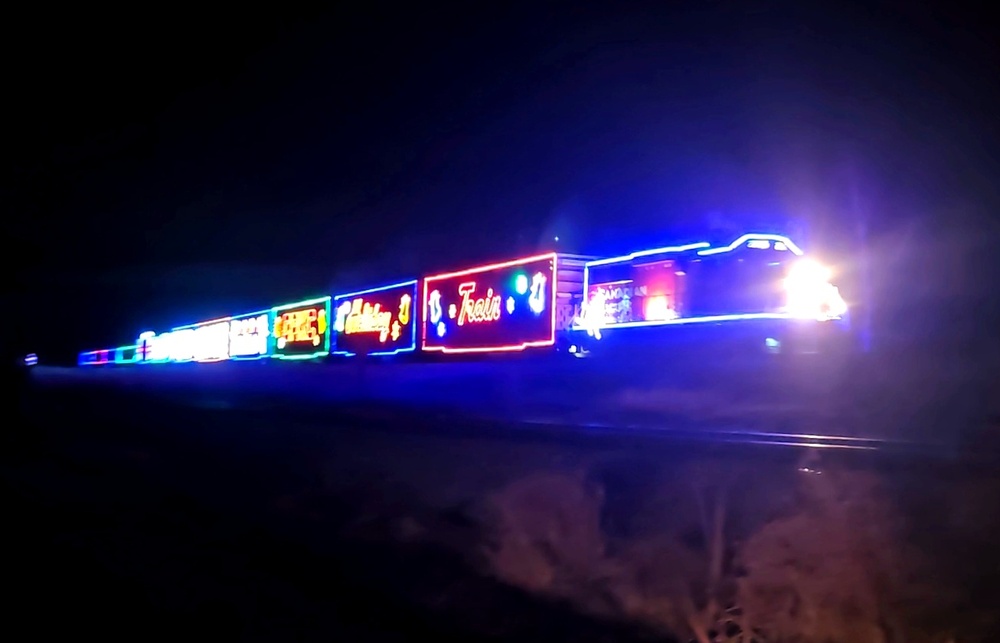 DVIDS Images 2024 Holiday Train travels through Fort McCoy [Image 4