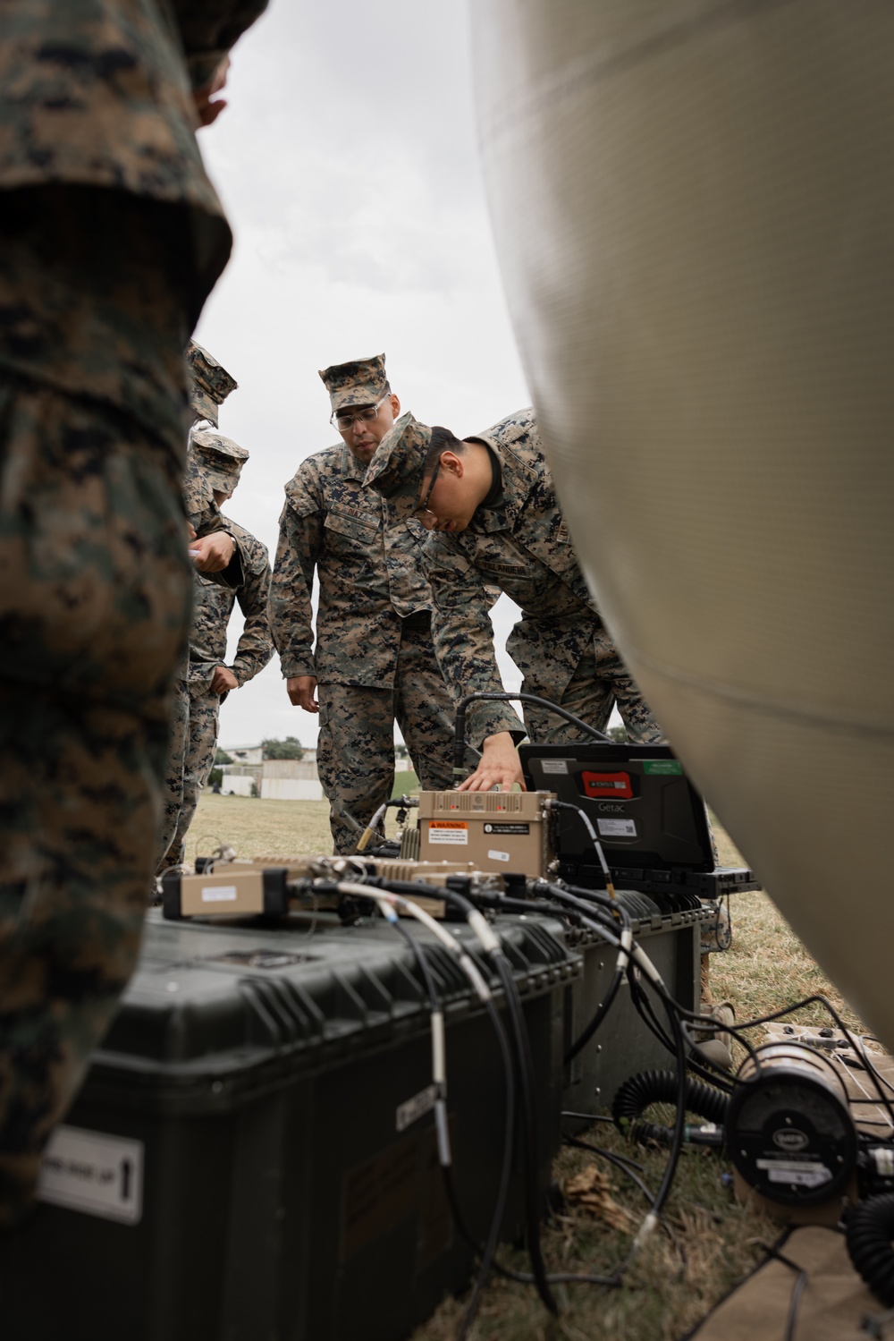 3d Intel Bn Talent Aries 25.1 | Marines Set Up Satellite Communications