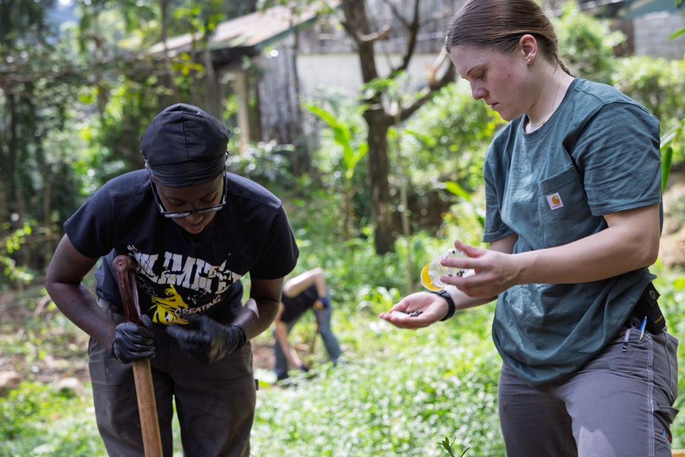 USNS Charles Drew Visits Aeta School during Community Outreach