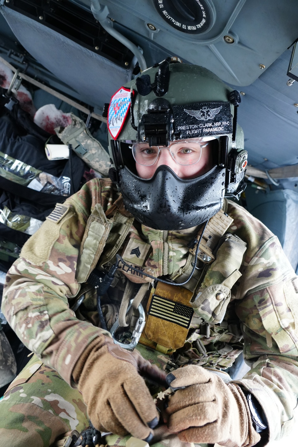 Charlie Company, 1-214th GSAB conducts live hoist training