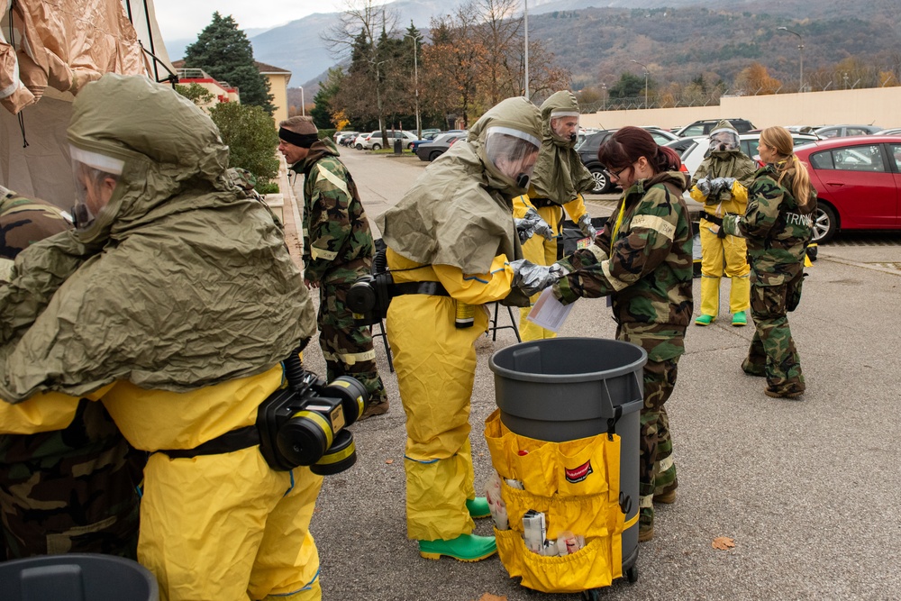 31 FW Conducts CBRN Exercise