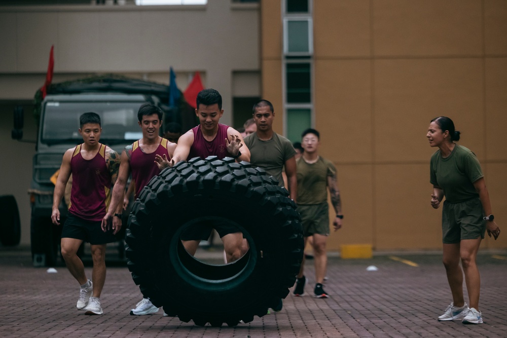 Valiant Mark 24: MRF-SEA, SAF, conduct physical training session