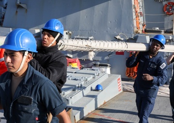 USS The Sullivans Arrives in Souda Bay