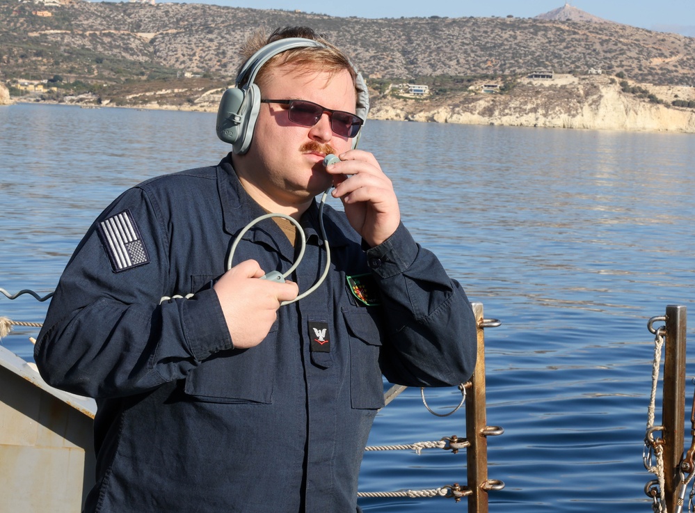 USS The Sullivans Arrives in Souda Bay
