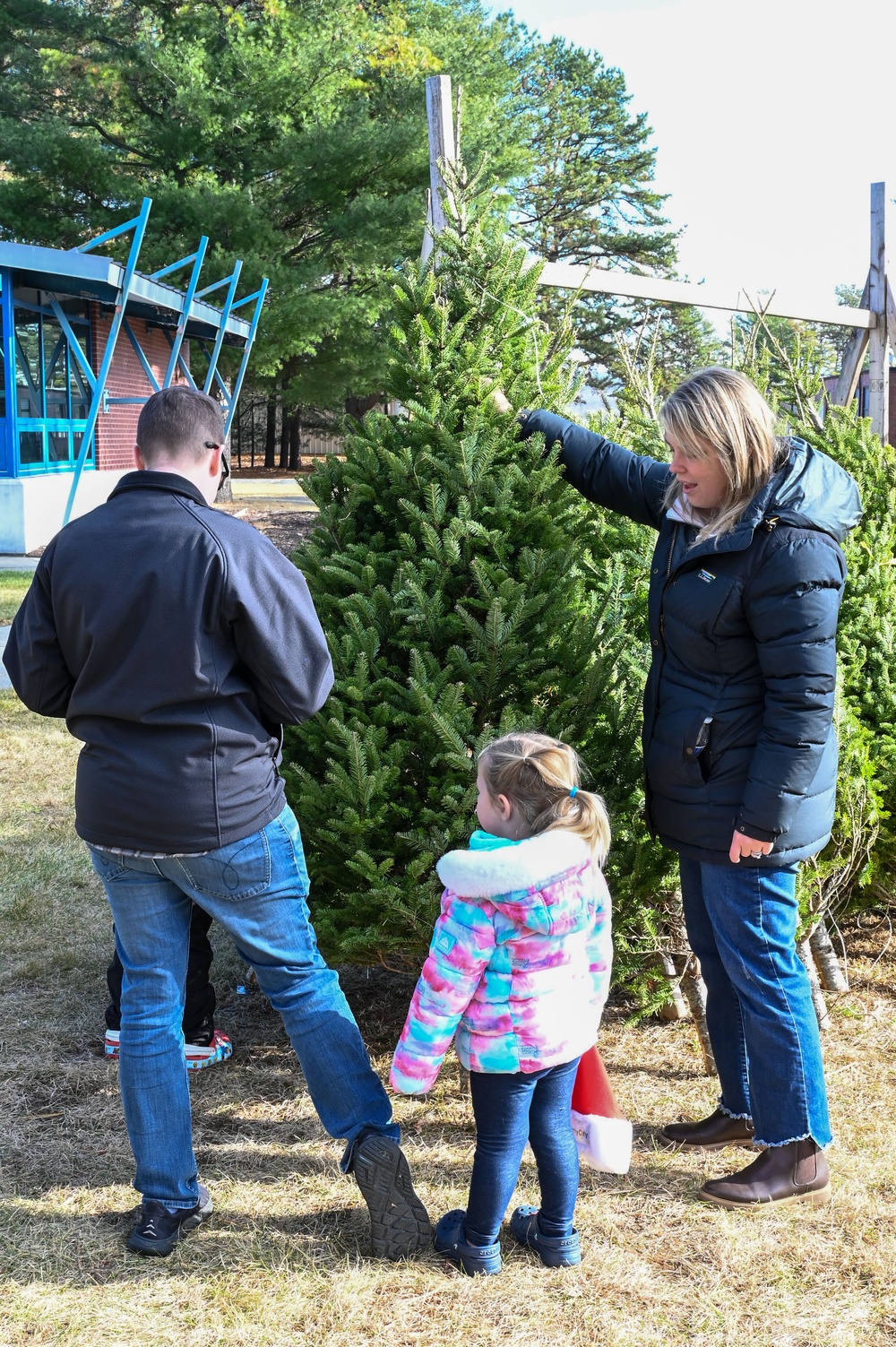 104th Fighter Wing kicks off the holiday season with a festive community event