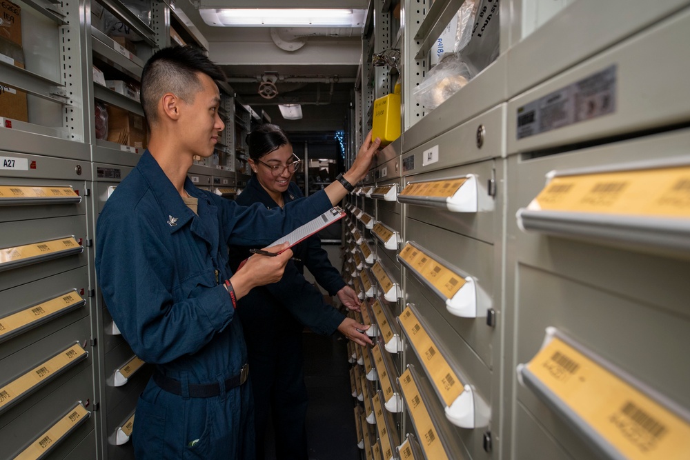 USS Sterett conducts routine operations as part of the Carl Vinson Carrier Strike Group