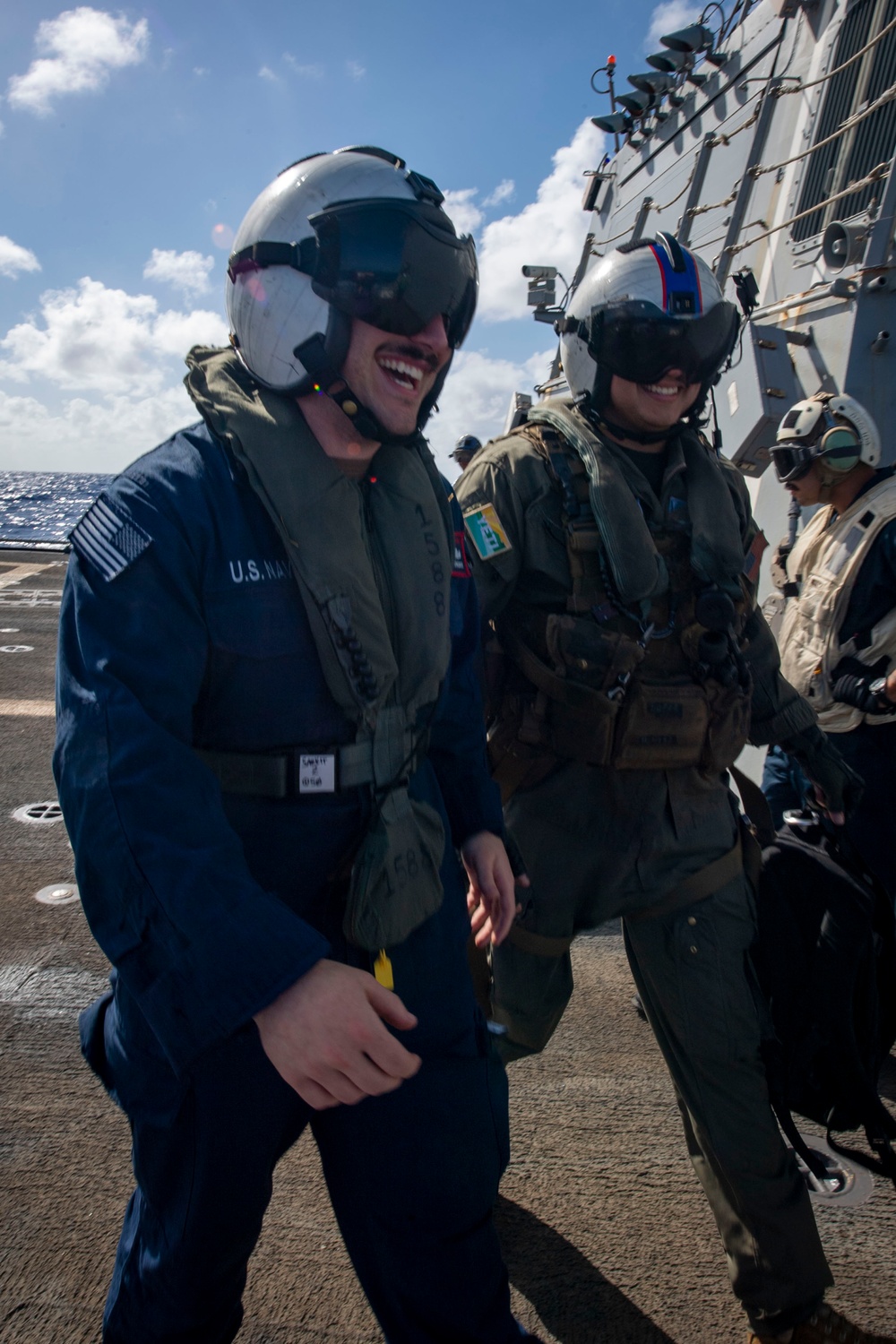 USS Sterett conducts routine operations as part of the Carl Vinson Carrier Strike Group