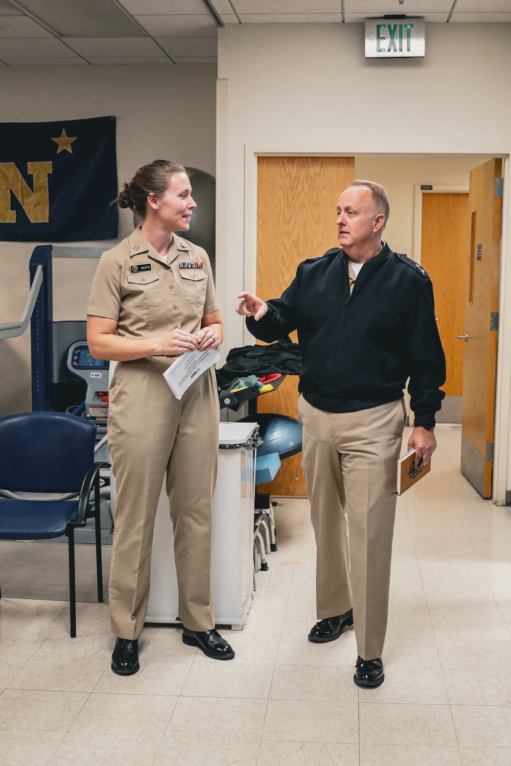 BUMED leadership visits NMRTU Mayport