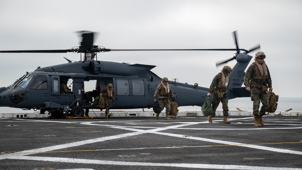 1st Marine Division leadership visits USS Somerset during Steel Knight 24