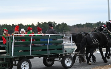 104th Fighter Wing celebrates the holiday season with loved ones