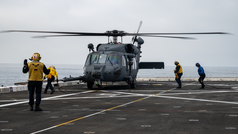 1st Marine Division leadership visits USS Somerset during Steel Knight 24