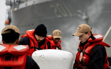 USNS Patuxent Returns Home in Time for Christmas