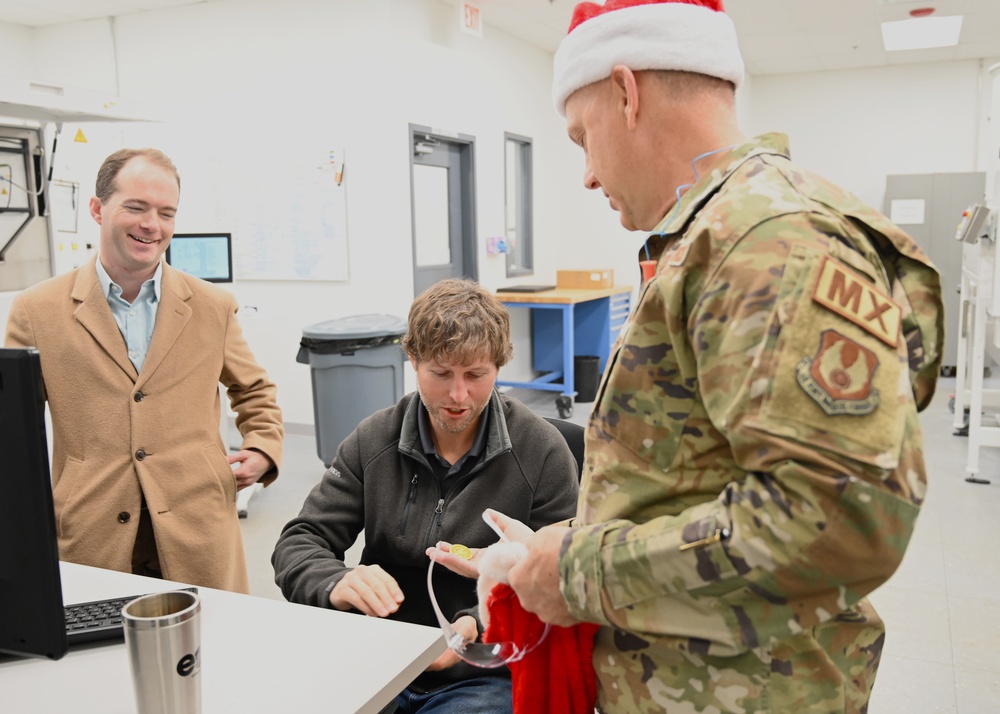 Oklahoma City Air Logistics Complex leaders deliver holiday cheer